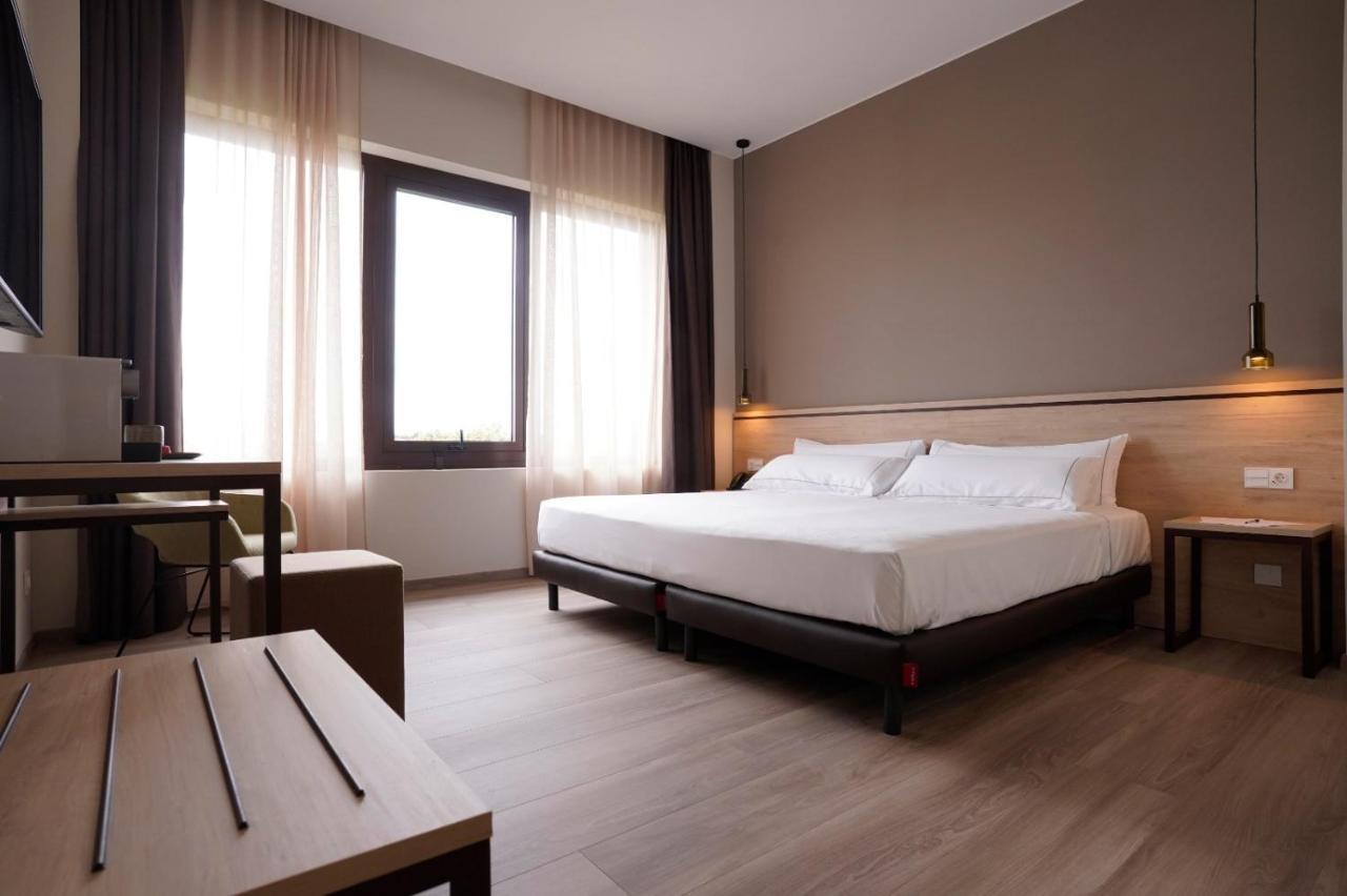 Hotel Bodega Fya - Grupo Pierola นาวาเรเต ภายนอก รูปภาพ
